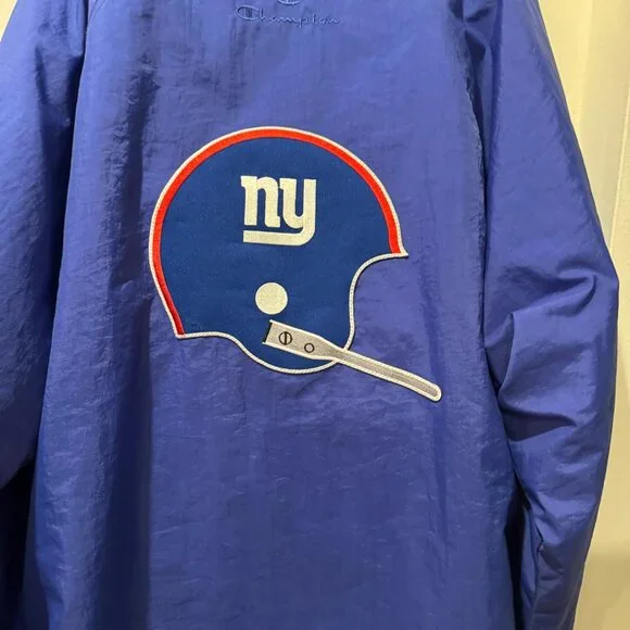 **Official Licensed Champion NY Giants Vintage Stadium Jacket – Size Medium**